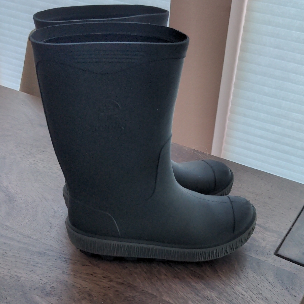 Kamik Youth Riptide Rain Boot Black Size 2M Big Kid